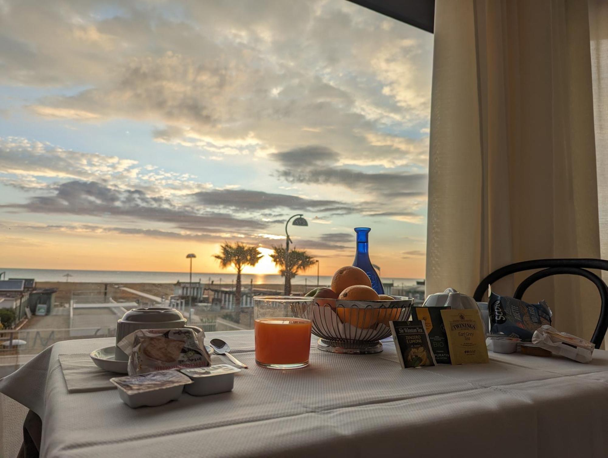 Grand Meeting Hotel Rimini Eksteriør billede